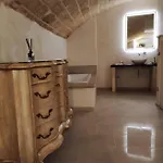 Oda ve Kahvaltı Brunaldi Monopoli