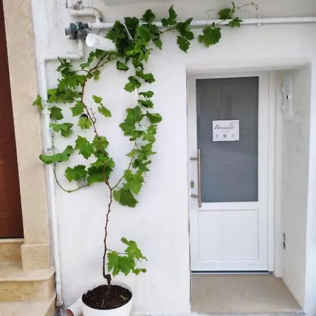 Brunaldi Bed and Breakfast 4*